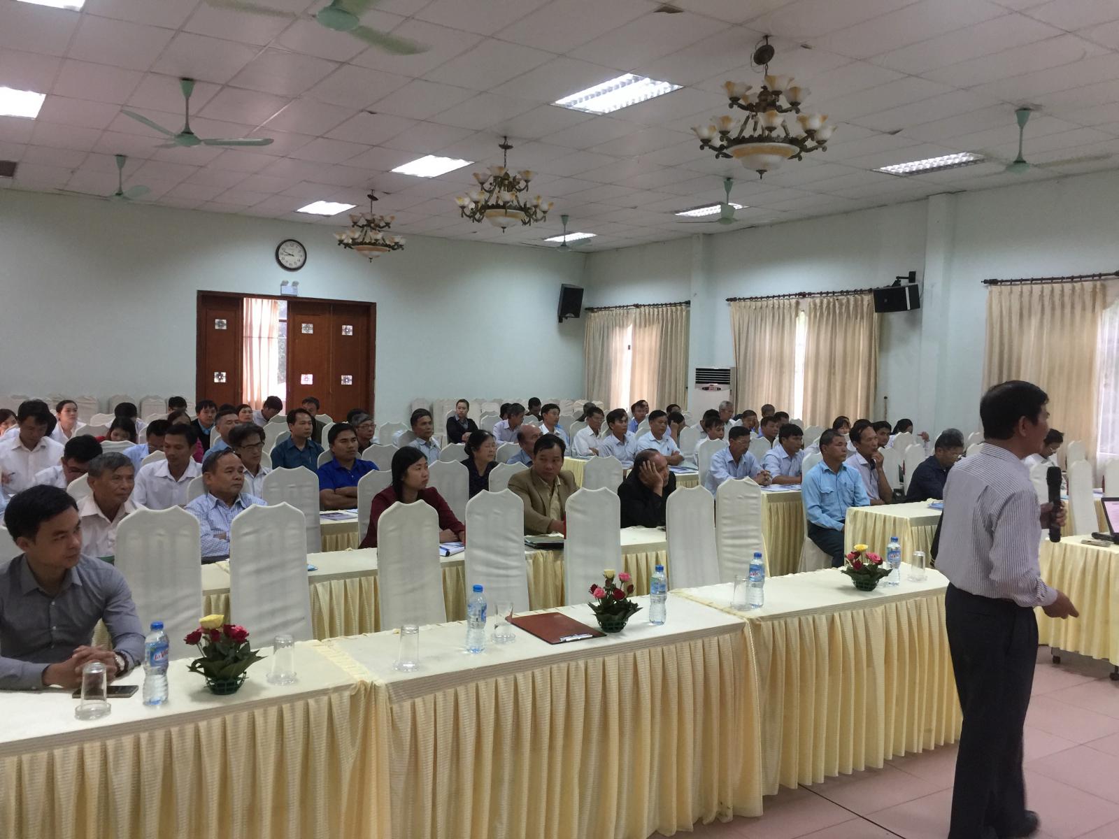 Lớp huấn luyện ATVSLĐ cho người quản lý Hợp tác xã tại Khách sạn Bắc Giang